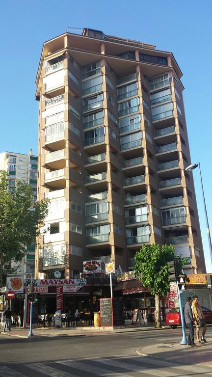 Apartamentos Maysan Benidorm Habitación foto